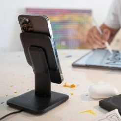 Mophie Universal Snap+ Wireless Stand -OtterBox Store 60c94dc6dbdc0542918938