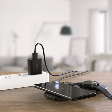 Choetech Black 10W 2-in-1 Wireless Charger - For Phones And Samsung Galaxy Watches 4 Choetech Black 10W 2-in-1 Wireless Charger - For Phones And Samsung Galaxy Watches - Image 2