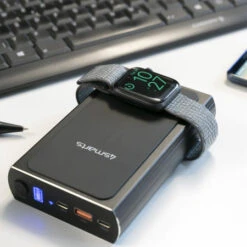 4smarts UltiMag Wireless Charger 200W 20000mAh MagSafe Compatible Power Bank - Black 10 4smarts UltiMag Wireless Charger 200W 20000mAh MagSafe Compatible Power Bank - Black -OtterBox Store b 213