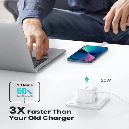 Ugreen 40W Dual Fast Charging USB-C Foldable Mains Charger 5 Ugreen 40W Dual Fast Charging USB-C Foldable Mains Charger - Image 3