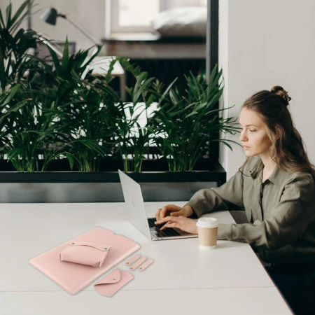 Olixar Pink Sleeve & Coordinated Accessory Pack - For MacBook Pro 14" 2023 8 Olixar Pink Sleeve & Coordinated Accessory Pack - For MacBook Pro 14" 2023 - Image 6